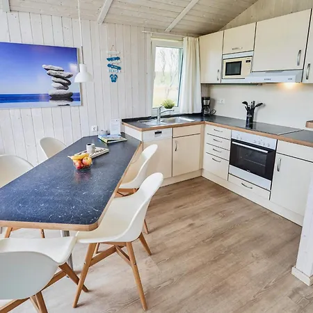 4 Star In Friedrichkoog