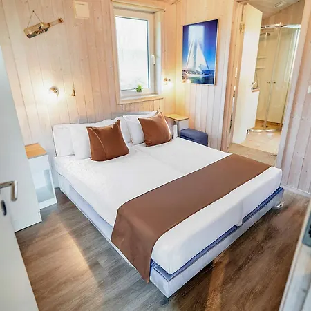 4 Star In Friedrichkoog * Friedrichskoog-Spitz